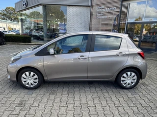 Toyota Yaris 1.5 Hybrid ASPIRATION 4S-BANDEN NAVI CRUISE CLIMA CAMERA BLUETOOTH NL-AUTO DEALER ONDERHOUDEN! / 2