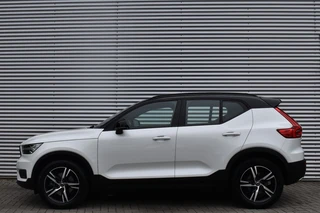 Volvo XC40 2.0 T4 R-DESIGN STOEL+STW VERW. / EL. A-KLEP / EL. WEGKLAP TREKHAAK / 7
