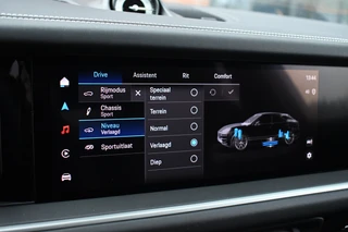 Porsche Cayenne Coupé 4.0 Turbo E-Hybrid GT  Burmester PDCC Carbon HUD ACC 360 / 50
