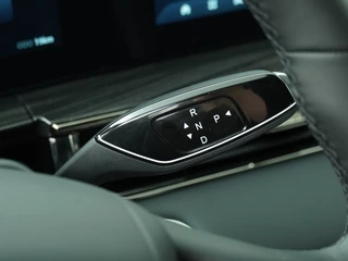 Omoda 5 SHS 1.6 T-GDi SHS-H Premium  - Registratie voordeel! - Kantel/Schuifdak - Adaptieve Cruise control - Ventilatie Voorstoelen - Privacy Glass - Stoel/Stuurwiel Verwarming - 1000KM Rijbereik -  7 Jaar Fabrieksgarantie / 31