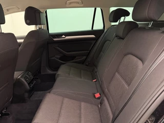 Volkswagen Passat Variant 1.5 TSI Comfortline | Automaat | Adaptive Cruise | Stoelverwarming | CarPlay | Camera | Trekhaak / 13
