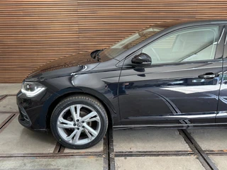 Volkswagen Polo 1.0 TSI Style | Black Edition | IQ.Light Matrix | Discover Pro | CarPlay | Licht + Zicht | Ambient | PDC | DAB+ / 40