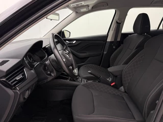 Skoda Kamiq 1.0 TSI Business Edition Automaat | Trekhaak | Camera | Apple CarPlay | Stoelverwarming | Lane Assist / 13