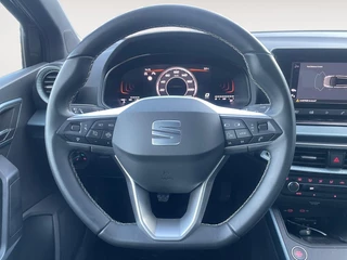 SEAT Arona Xperience Business Connect / 14