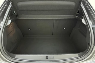 Peugeot 208 1.2T 100pk GT 3D-Cockpit l Keyless l | Achteruitrijcamera | LED l Voorstoelen Verwarmd l Apple Carplay & Android Auto 10'' l Navigatie l Lichtmetalen Velgen l Parkeersensoren / 4