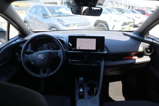 Toyota C-HR 1.8 HYBRID 140 1e EIGENAAR NL-AUTO AD-CRUISE APPLE/ANDROID LMV PARK-SENSOREN BLIND-SPOT-MONITOR / 18