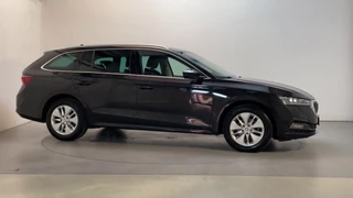 Skoda Octavia Combi 1.0 e-TSI DSG Business Edition Navigatie Parkeersensoren App-Connect DAB+ / 12
