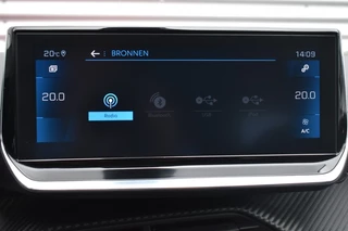 Peugeot 208 1.2 PURETECH ALLURE NAVI + APP CONNECT / ECC / PDC / LED PAKKET / 33