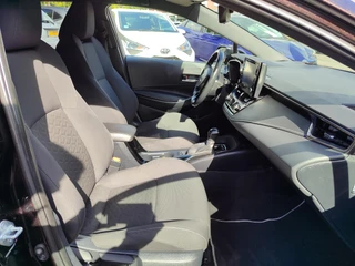 Toyota Corolla Touring Sports 1.8 Hybrid Style TREKHAAK BLIND SPOT STOEL/STUURVERW PARK-SENSOREN HEAD-UP EL-ACHTERKLEP APPLE/ANDROID 16'' LM-VELGEN AD-CRUISE CLIMA / 11