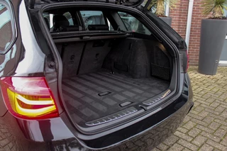 BMW 3-serie Touring 320i F31 M Sport Edition | M-pakket | 2e eigenaar | 18 inch | LED | Automaat | PDC | Cruise-control | Climate-control | 4 cilinder | 184 pk | Origineel / 30