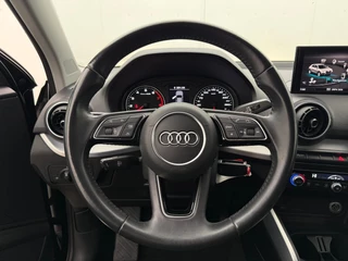 Audi Q2 30 TFSI Sport | Cruise control | Stoelverwarming | CarPlay | Camera | Parkeersensoren achter / 14
