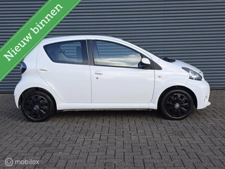 Toyota Aygo 1.0 VVT-i Aspiration / 4