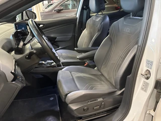 Volkswagen ID.5 Pro 77 kWh / Soh 95,2 / warmtepomp / trekhaak / head up / memory / carplay / 12