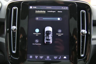 Volvo C40 Recharge Core 69 kWh / 16