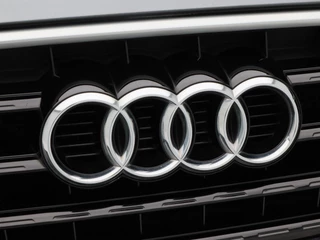 Audi Q3 1.4 TFSi 150 Pk Automaat S-Line | Trekhaak | Half Leer | Cruise Control | Camera | Climatronic | Navigatie | 18 Inch / 14