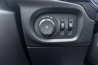 Opel Corsa Electric Long Range GS 51 kWh |  NIEUW | tot 429km WLTP | 100kW snelladen | Stoel- & stuurverwarming | Camera | Apple Carplay/Android Auto / 22