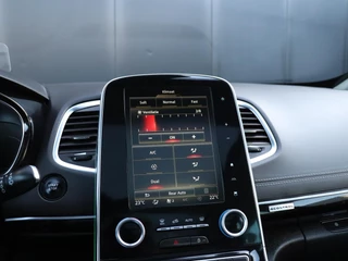 Renault Espace 1.6 dCi Initiale Paris 7p. | LEDER | BOSE | TREKHAAK | PANO-DAK | HEAD-UP | CAMERA | STOELVERK. | CRUISE | / 10
