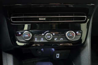Opel Mokka Electric Business Edition 54 kWh | Stoelverwarming | Climate control | Stuurverwarming | Lichtmetalen velgen / 26