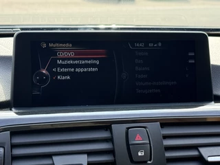 BMW 4 Serie Cabrio 428i High Executive  | Bi-Xenon | Navi | Sportstoelen | Nek- en Stoelverwarming | PDC | Bluetooth / 42