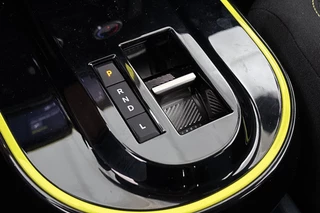 Fiat Grande Panda 1.2 Hybrid ICON  / Carplay / Airco / 2+6 Jaar Garantie / 24