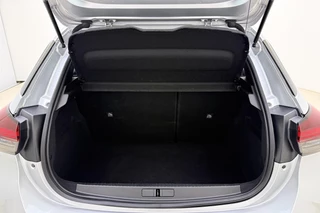 Opel Corsa 1.2 Turbo 100 pk Yes Automaat | Camera achter | Airco | Apple carplay/ Android auto | Navigatie via app | Dode hoek detectie | Sportstoelen | / 4