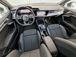 Audi A3 Sportback 30 TFSI S-line edition AUTOMAAT * Navigatie * Parkeersensoren * Audi Sound * / 4
