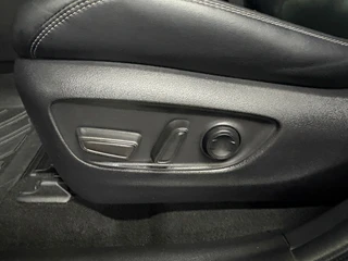 Toyota RAV4 2.5 Hybrid Business/ NL auto/ Bearlock slot/ Navi / 14
