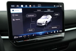 Volkswagen T-Roc 1.5 eTsi 150pk DSG R-Line First Edition Trekhaak Camera Keyless Stoelverwarming Virtual Cockpit Carplay / 39