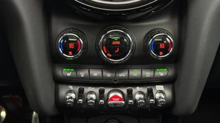 Mini 3-Deurs 2.0 John Cooper Works JCW Pack | Pano | HUD | Camera | CarPlay | Kuip | Dealer OH | / 18