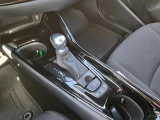 Toyota C-HR 1.8 Hybrid Dynamic / 26