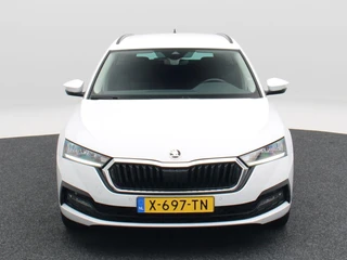 Škoda Octavia Combi 1.0 TSi 110 Pk Business Edition | Stoelverwarming | Adaptive Cruise | Navigatie | CarPlay | 16 Inch | 70.153 Km !! / 5