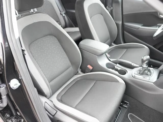 Hyundai Kona 1.0 T-GDI i-Drive ✅Stoel&Stuurverw.✅All Season✅Apple✅Clima✅Lane Ass.✅Camera✅Cruise✅ / 6