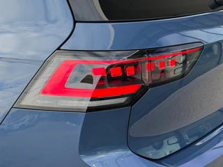 Volkswagen Golf 1.5 eHybrid GTE 272pk Black Style | IQ light | Camera | Head-up | Rijklaar incl. garantie / 32