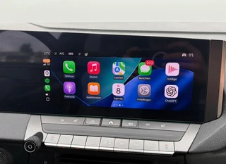Opel Astra 1.6 Hybrid Elegance ACC - STOELVERWARMING - CARPLAY / 22