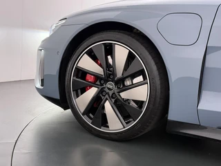 Audi e-tron GT GT 93 kWh CARBON PAKKET | STOEL VENTILATIE EN VERWARMING | PANORAMDAK | B&O GELUID | HEAD UP | LUCHTVERING ETC . / 14