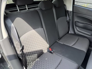 Mitsubishi Space Star Dynamic 1.2 70PK Achteruitrijcamera, Climate Control, Apple Carplay, Android Auto, DAB / 7