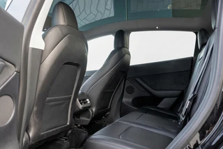 Tesla Model Y Long Range AWD 75kWh Full Self Driving 93% SOH l Warmtepomp l Trekhaak afneembaar / 13