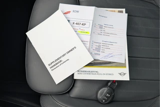 MINI Countryman 1.5 Cooper SE ALL4 PHEV Chili JCW Panorama Head-Up / 8