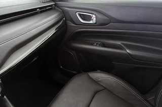 Jeep Compass 4xe 240 Plug-in Hybrid Electric S Leder Stuur-Stoelverwarming Apple Carplay / 24