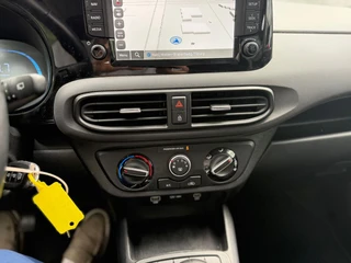 Hyundai i10 1.0i Comfort Smart Navigatie + Camera / Airco / Cruisecontrol! / / 20