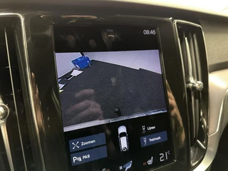 Volvo V60 2.0 B3 Momentum Advantage TREKHAAK CARPLAY NAVI ADAPTIEF CRUISE CAMERA. / 39