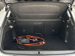 Opel Grandland X 1.6 Turbo Hybrid4 Ultimate | Camera | ACC | Navi | Elektrische achterklep | Clima | Stoelverwarming | Lm velgen | ( Vestiging - Vianen, 0347-371248 ) / 36