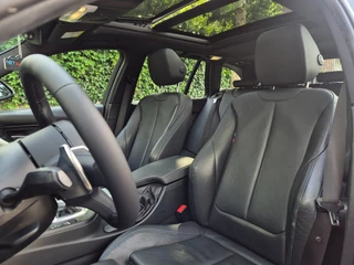 BMW 3-serie Touring M Sport High Ex Panorama A CarPlay Keyless Virtual dash Camera 320i High Executive / 22