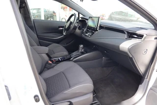 Toyota Corolla Touring Sports 1.8 Hybrid Business|Camera|Navi|NAP!|BTW!| / 17