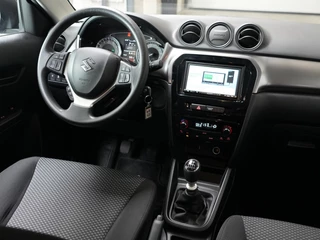 Suzuki Vitara 1.5 Select ✅Trekhaak✅Apple✅Android✅Cruise✅Clima✅Lane Ass.✅ / 19