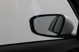 Jaecoo 5 EV Exclusive 61 kWh *DEMO* - Glazendak - Premium Soundsystem - Adaptief Cruisecontrol - Stoel/Stuurwiel verwarming - Electrische Kofferklep - - 7 Jaar Fabrieksgarantie - 405 KM WLTP / 58