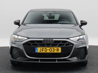 Audi A3 Sportback 45 TFSi e 272 Pk S-Line Competition / 6