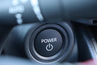 Toyota C-HR PLUG-IN HYBRID 220 GR SPORT NIEUW&DIRECT LEVERBAAR! BLIND-SPOT STOEL/STUURVERW. 19"LMV PARK-SENSOREN KEYLESS / 30