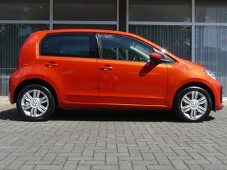 Volkswagen up! 1.0 TSI BMT high up! / 6