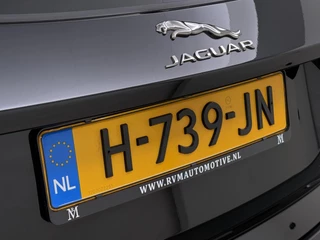 Jaguar E-PACE 2.0 P200 AWD R-Dynamic / 11